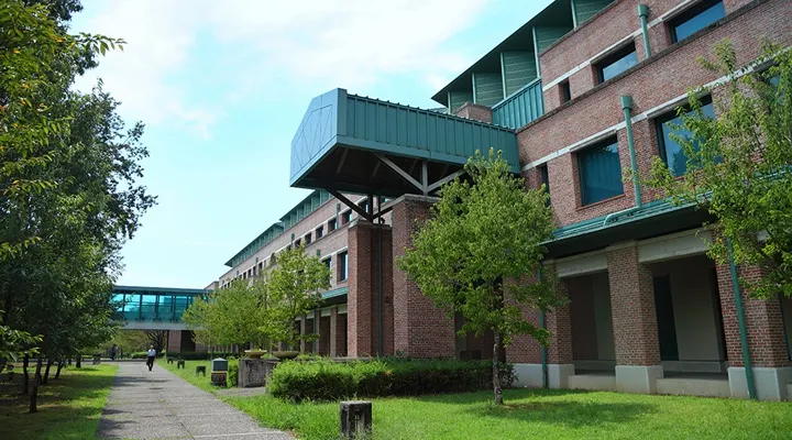 高知県,香美市,高知工科大学香美キャンパス,外観