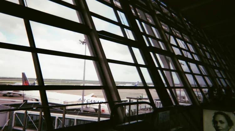 Pudong International Airport, Source: Photo by Yi Wei on Unsplash