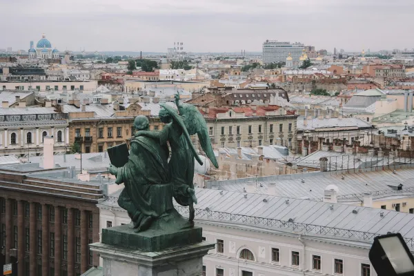 Cityscape of Saint Petersburg. Source: Photo by Iam_os on Unsplash