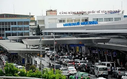 Tan Son Nhat International Airport. Source: Photo by Vietnam Investment Review / vir.com.vn.