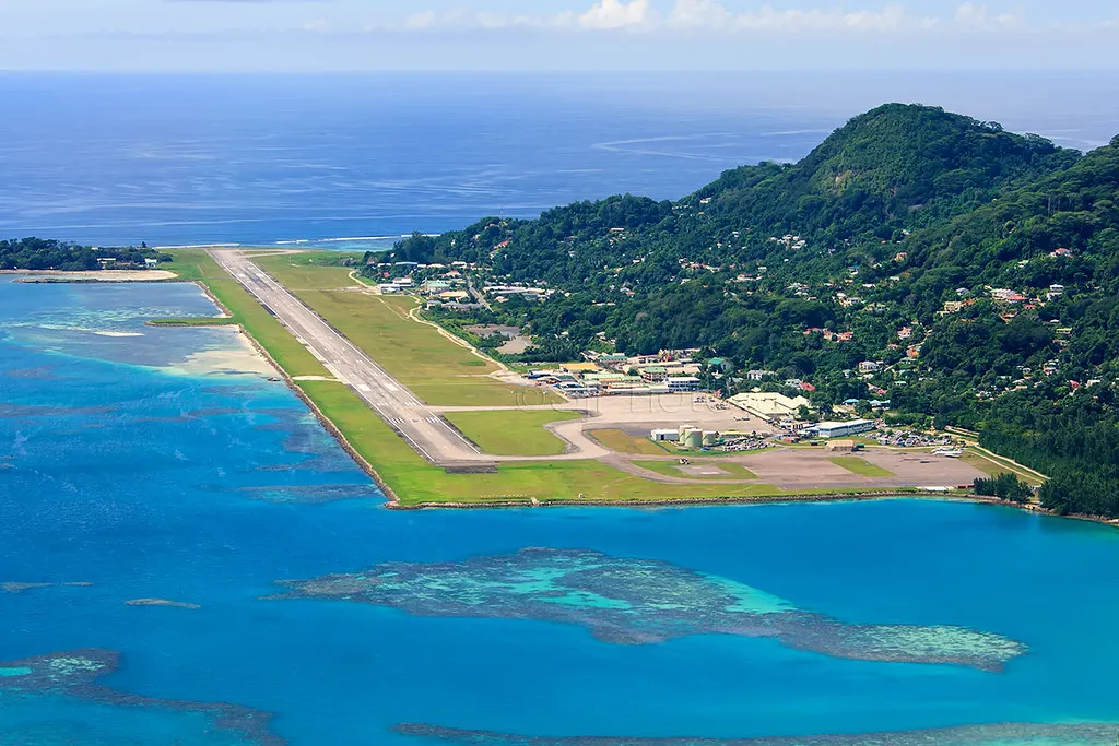 Aerial view of Seychelles International Airport. Source: Photo by SjPhotoworld / Flickr.