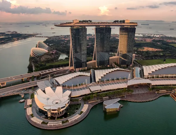 Marina Bay Sands, Singapore. Source: Photo by Hu Chen on Unsplash