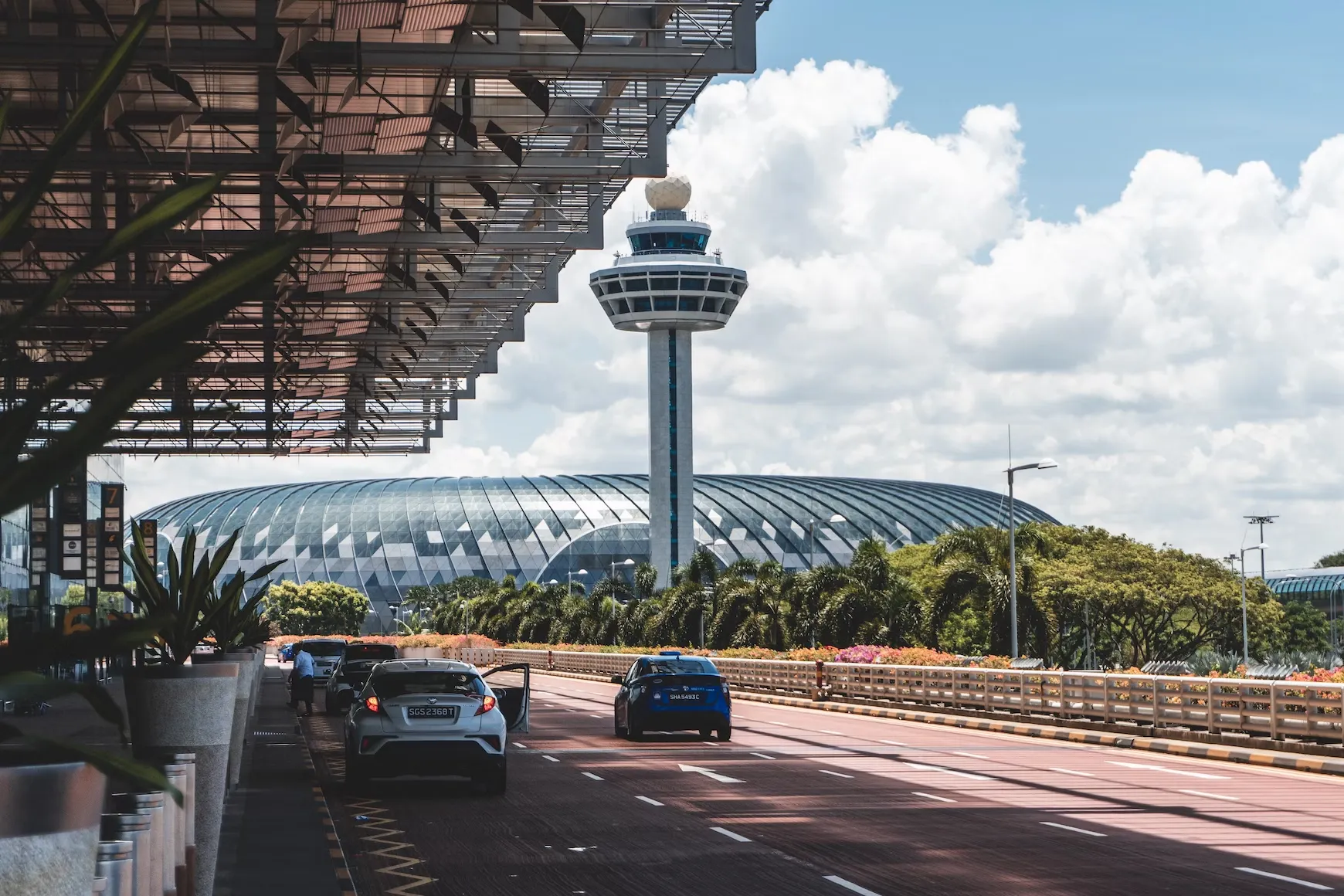 Changi Airport. Source: Photo by shwananggg/unsplash.com