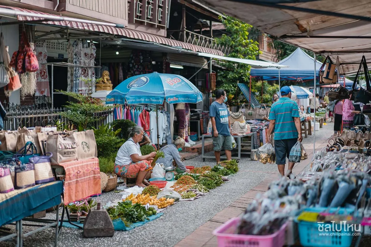 ตลาดเช้าหลวงพระบาง - หลวงพระบาง ลาว : บรรยากาศ (Source: ชิลไปไหน)