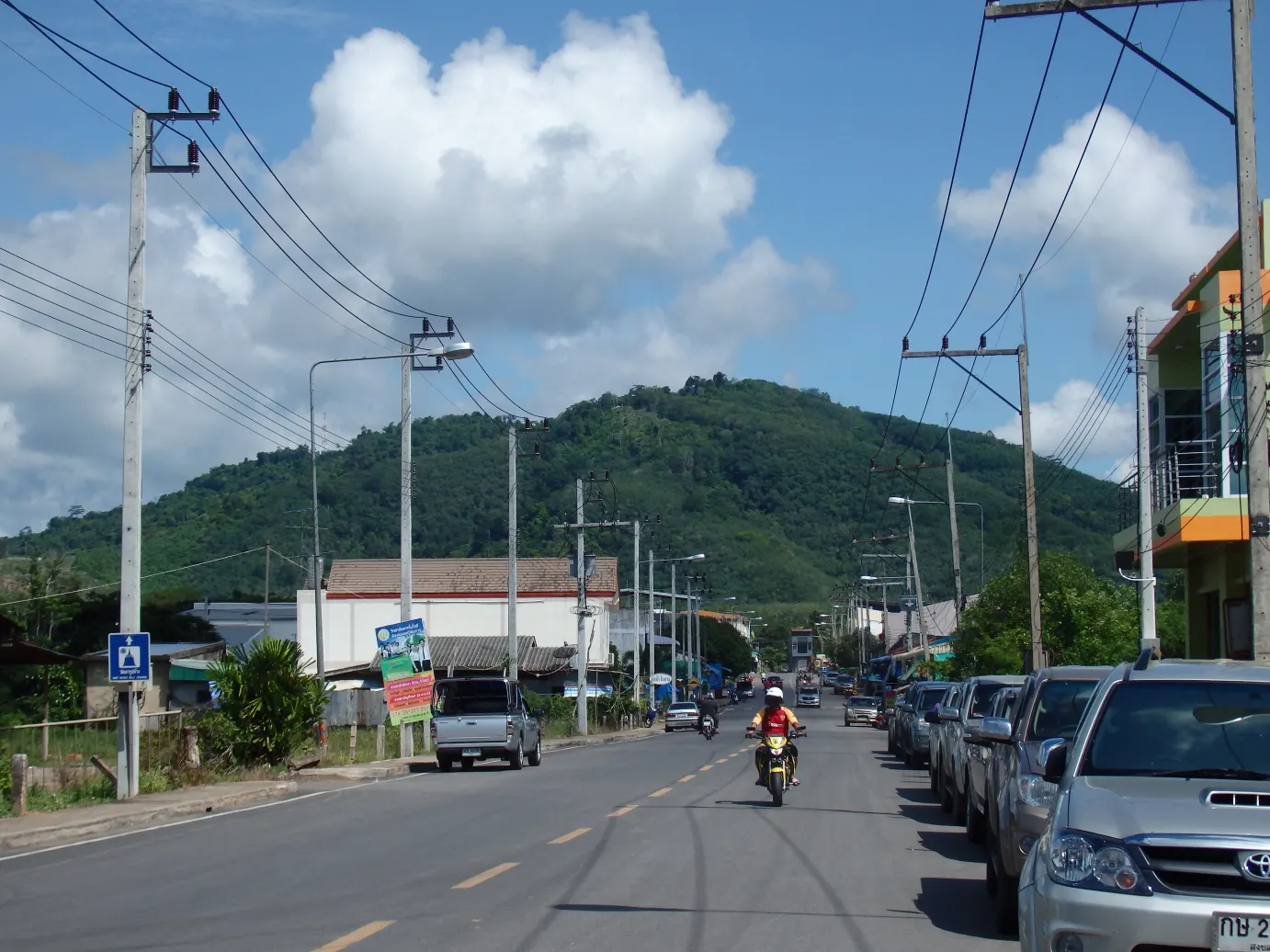 ตำบลปาดังเบซาร์ - อ.สะเดา จ.สงขลา (แหล่งที่มาของภาพ: วิกิพีเดีย)