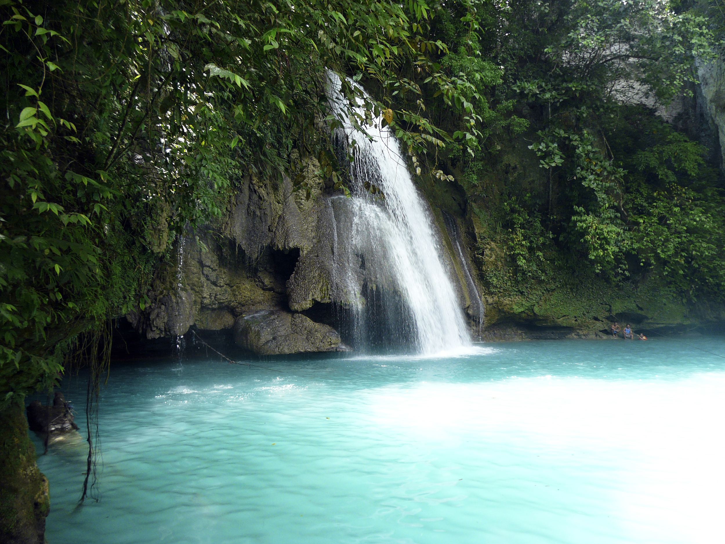 Cebu Kawasan Falls