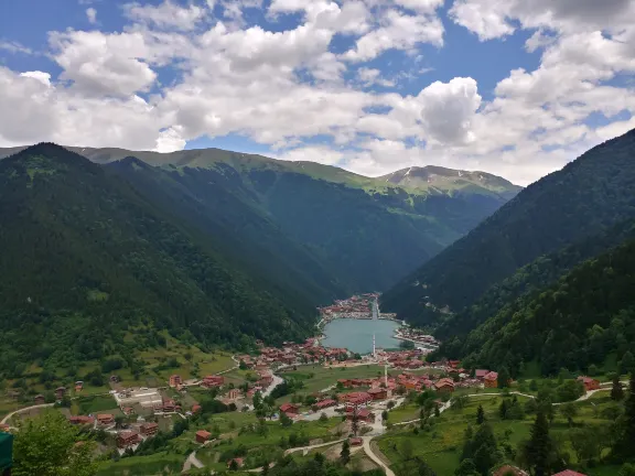 Aerial view of Trabzon, Source: Photo by Damoon Katooei on Unsplash