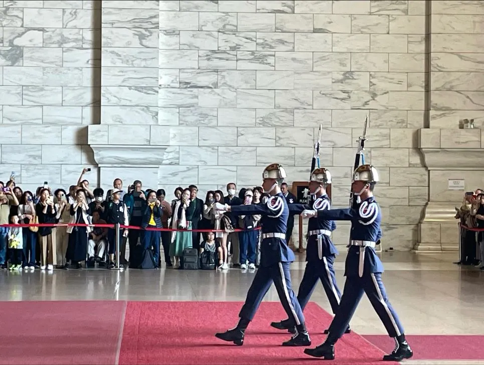 台北國立中正紀念堂·衛兵交接