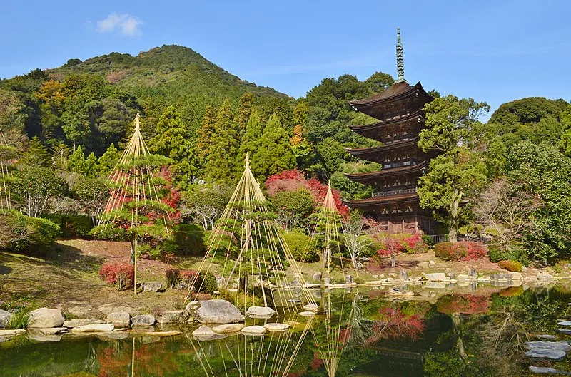 山口県,山口市,山口大学,瑠璃光寺五重塔と池
