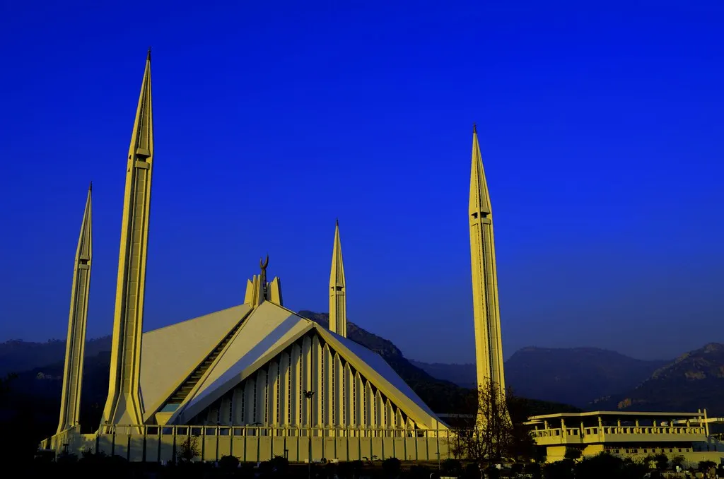 Faisal Mosque, Islamabad. Source: Photo by umairadeeb / Flickr