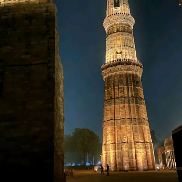 New Delhi Qutub Minar