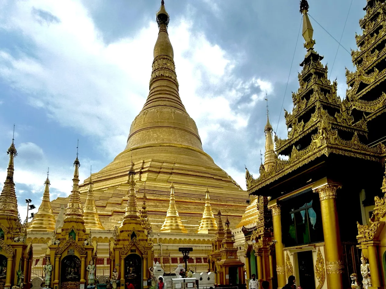 Shwedagon Pagoda, Yangon