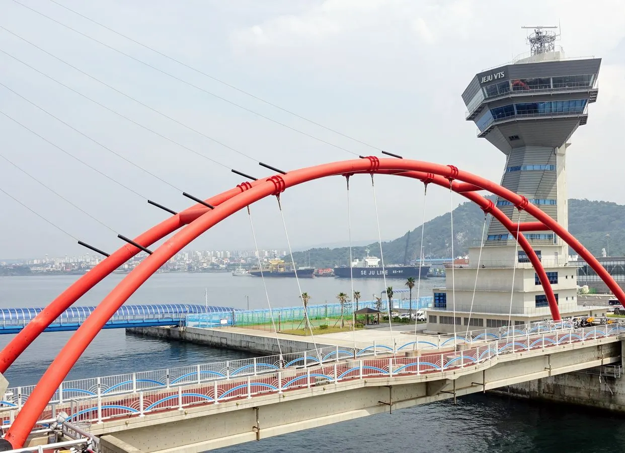 제주항여객선터미널(출처: visitjeju.net)