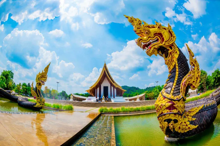 อำเภอชนแดน : วัดธรรมยาน (Source: การท่องเที่ยวแห่งประเทศไทย)