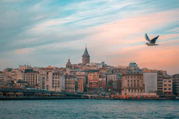Cityscape of Istanbul, Source: Photo by Ibrahim Uzun on Unsplash