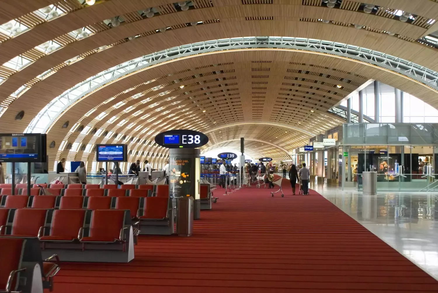 Terminal 2E, Charles de Gaulle Airport. Source: Photo by Mark Williamson / gettyimages.