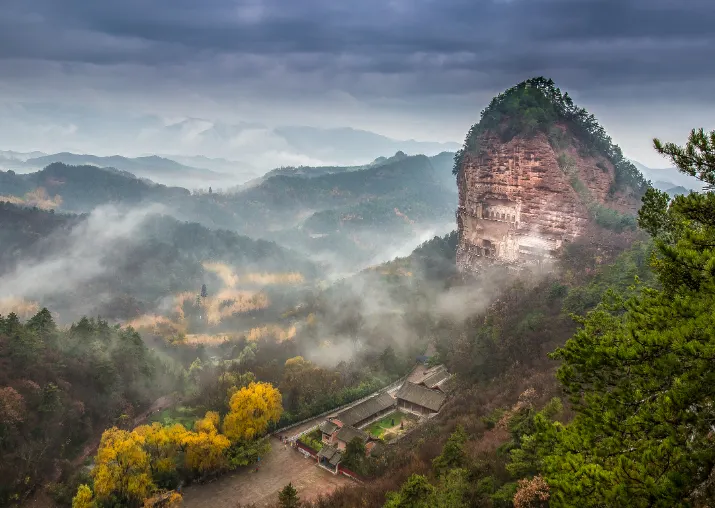 天水麥積山石窟