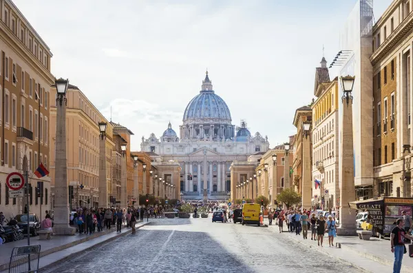 Street in Rome. Source: Photo by Claudio Hirschber on Unsplash