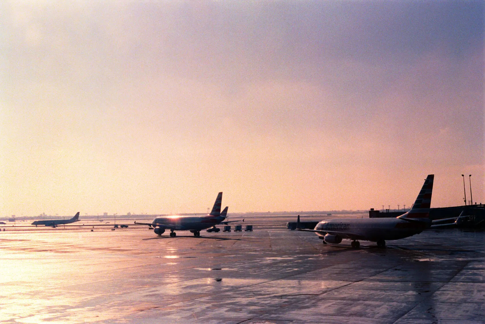 Chinggis Khaan International Airport, Source: Photo by Olivia Anne on Unsplash