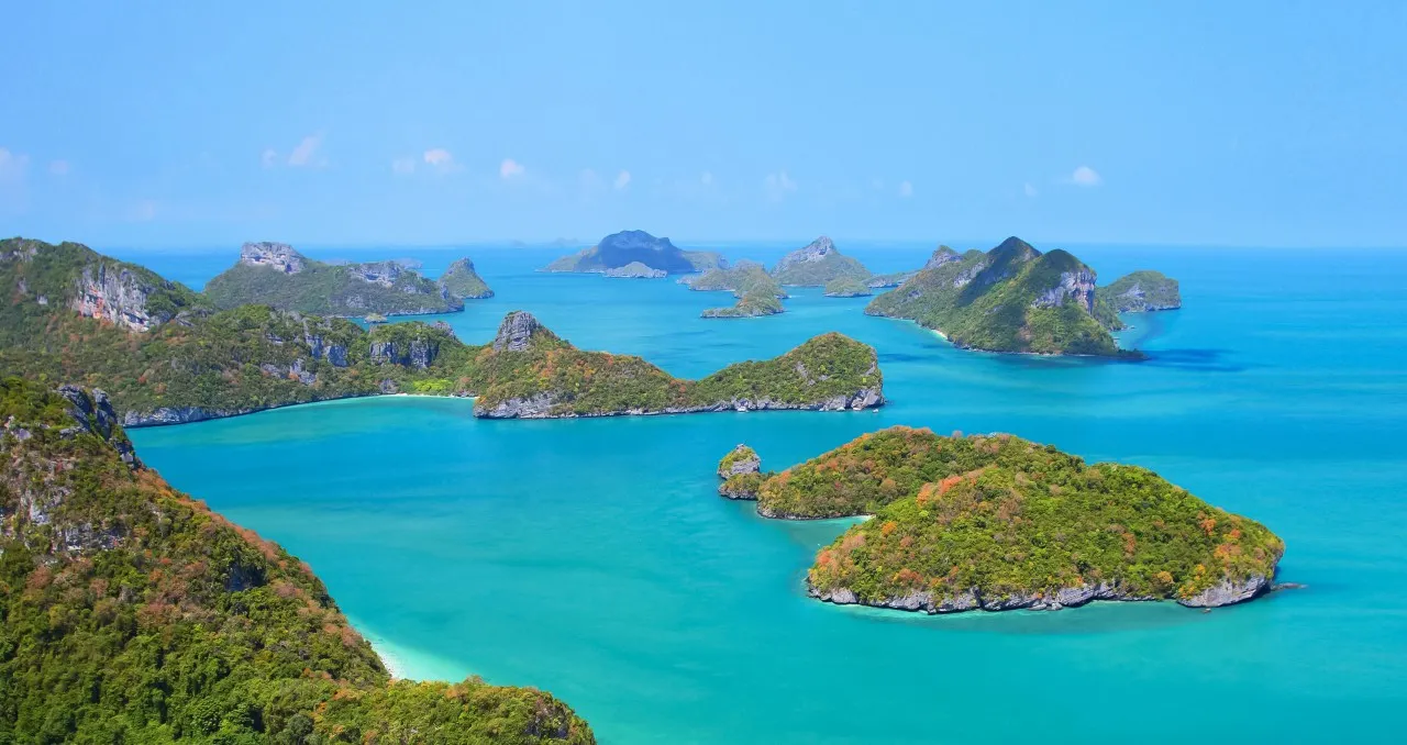 อำเภอไชยา : อุทยานแห่งชาติหมู่เกาะอ่างทอง (Source: การท่องเที่ยวแห่งประเทศไทย)