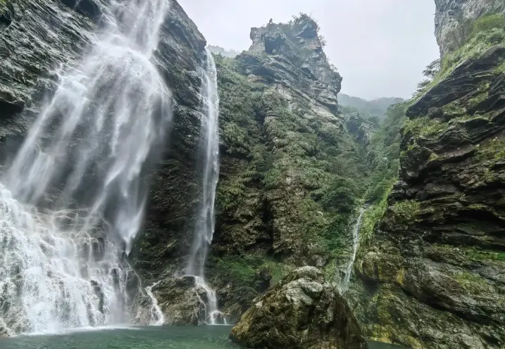 廬山三疊泉