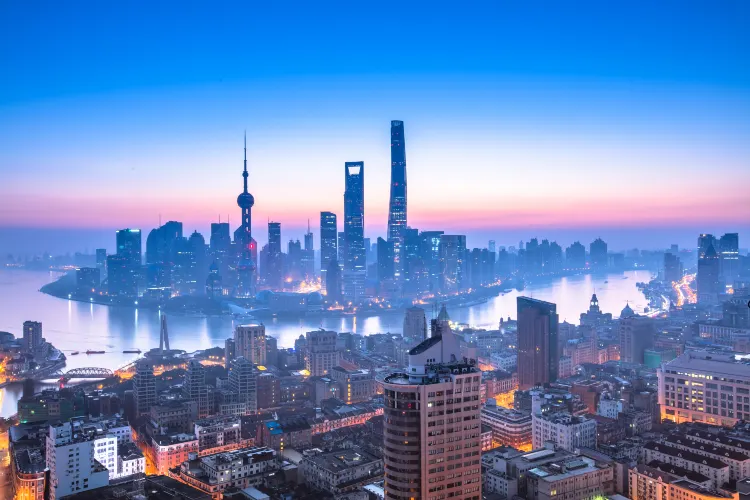 上海陸家嘴是繁忙的中心 