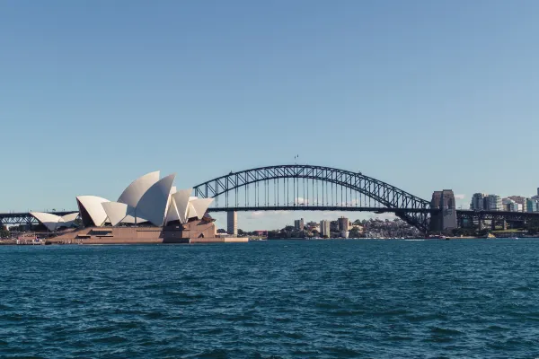 Sydney Opera House, Source: Photo by April Pethybridge on Unsplash