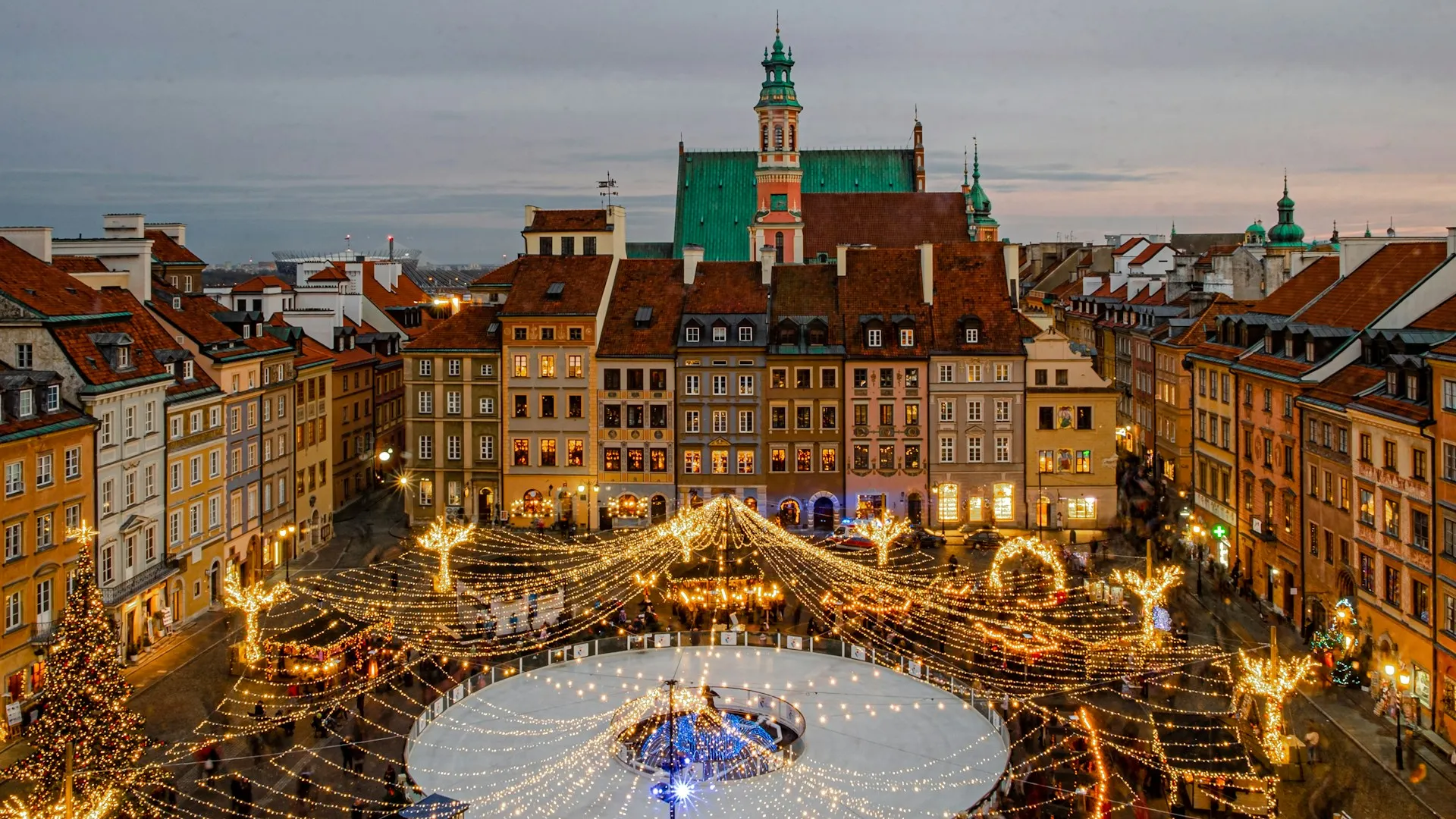 Warsaw Old Town. Source: Photo by Elijah on Unsplash