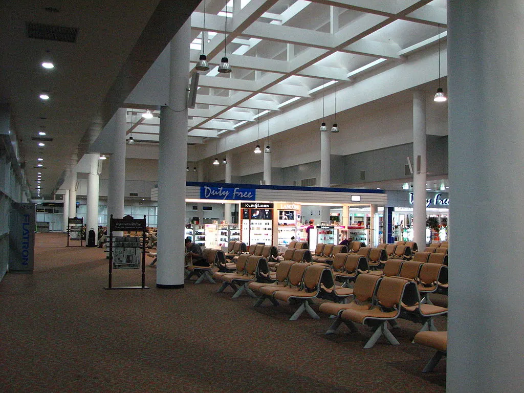 Chiang Mai International Airport's departure hall. Source: Photo by Rinto Jiang / Wikipedia.