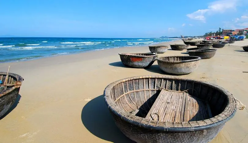 峴港美溪海灘白天景色