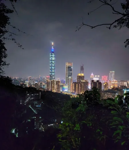 台北象山的晚上 