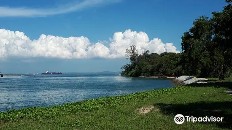 Lazarus Island: Discovering Singapore's Hidden Gem