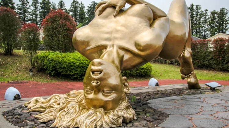 Erotic art at Hallasan National Park, adults only!