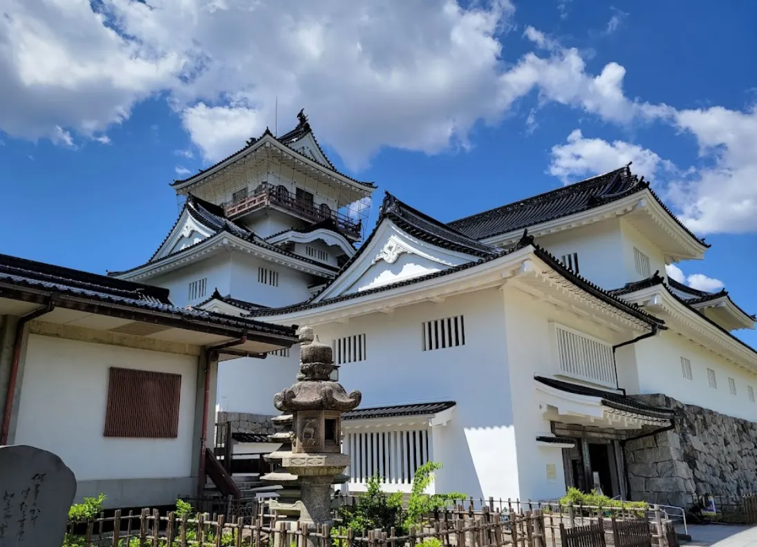 富山城址公園