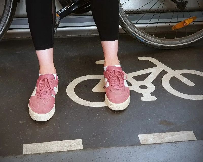 Do you need to book bike spaces on trains?