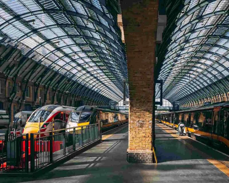 Avanti West Coast Season Tickets - unlock cheaper, unlimited travel
