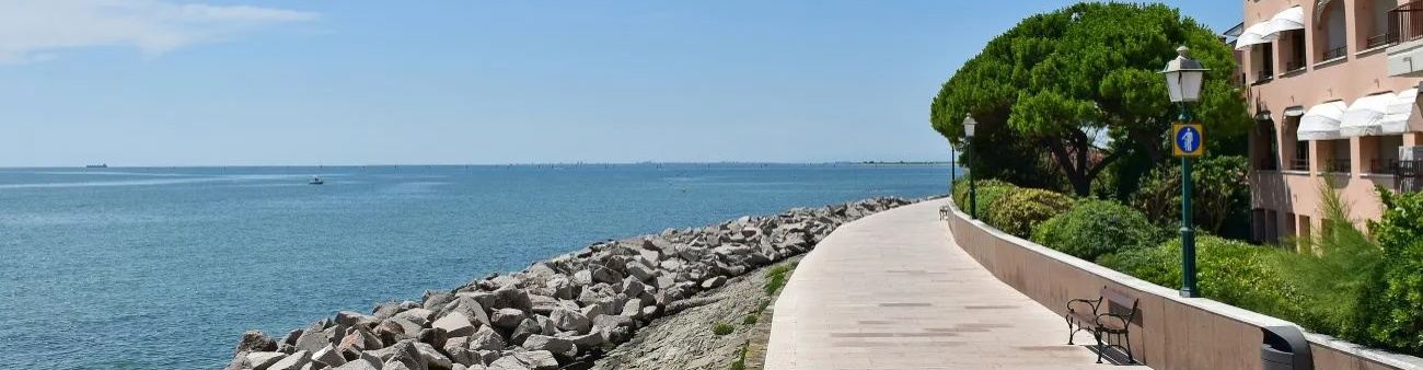 Guida alle spiagge della Costa Adriatica in treno