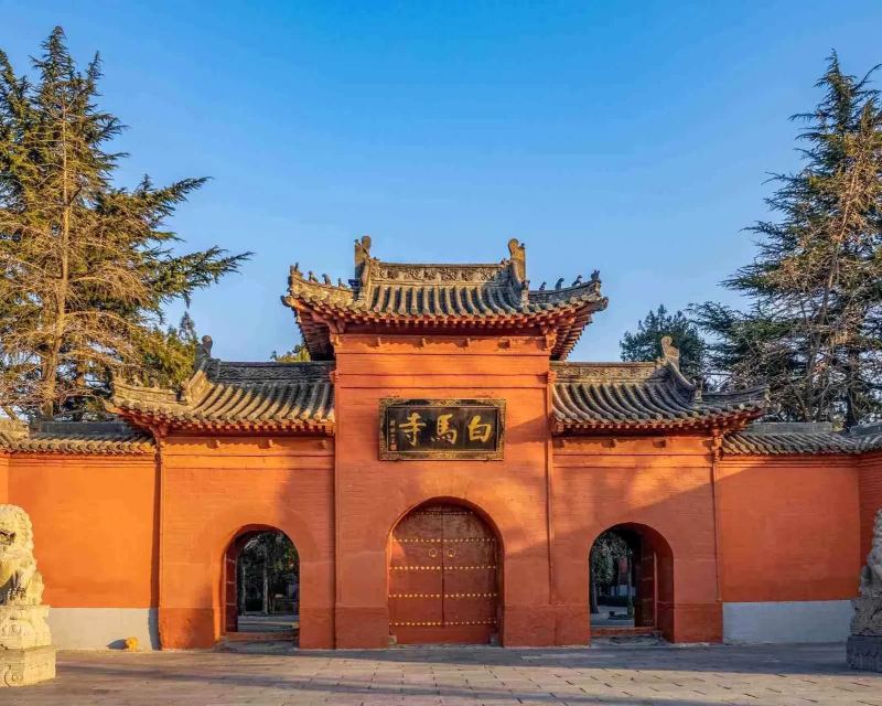 Luoyang travel guide: Longmen Grottoes by rail