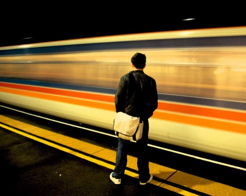 When are Chiltern Railways Off Peak times?