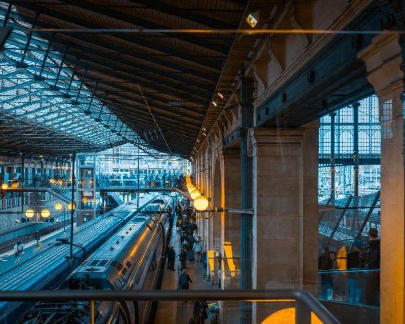 When are the last Eurostar trains to London?