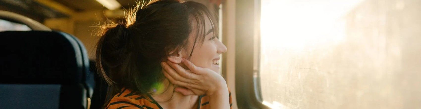 Are midweek trains cheaper than weekend travel?