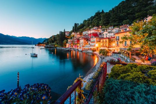 Como