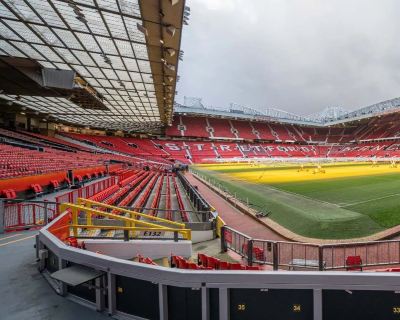Getting the train to Old Trafford | Stations & Routes