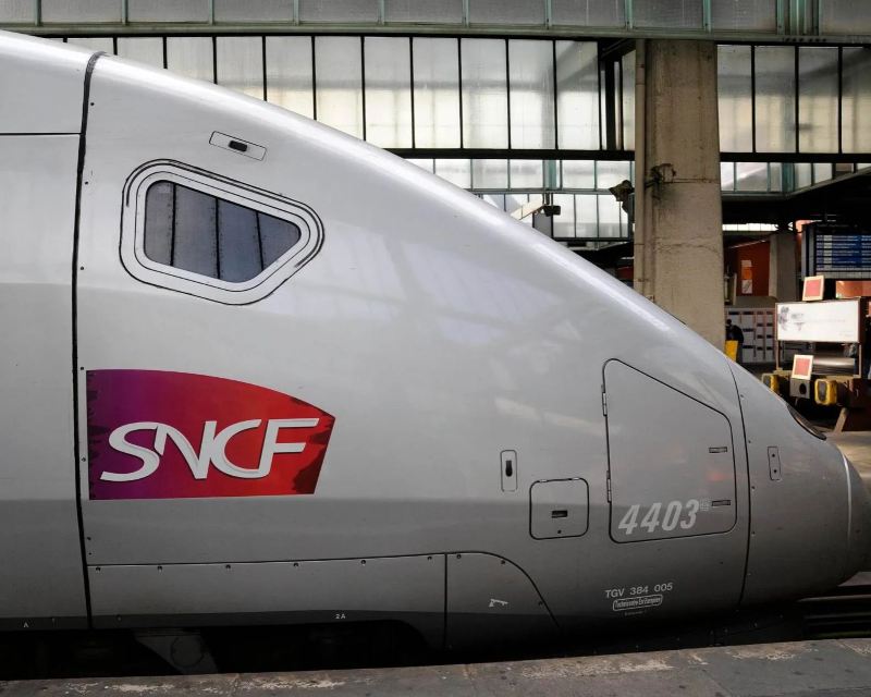 SNCF discounts and train travel tips for France