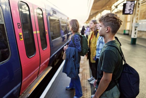 16-25 Railcard
