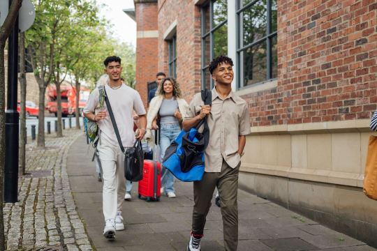 Students walking to the University of Warwick.
