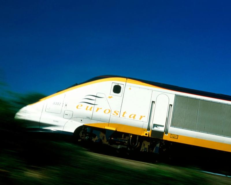 Brussels vs Lille: Which is better for a day trip by train?