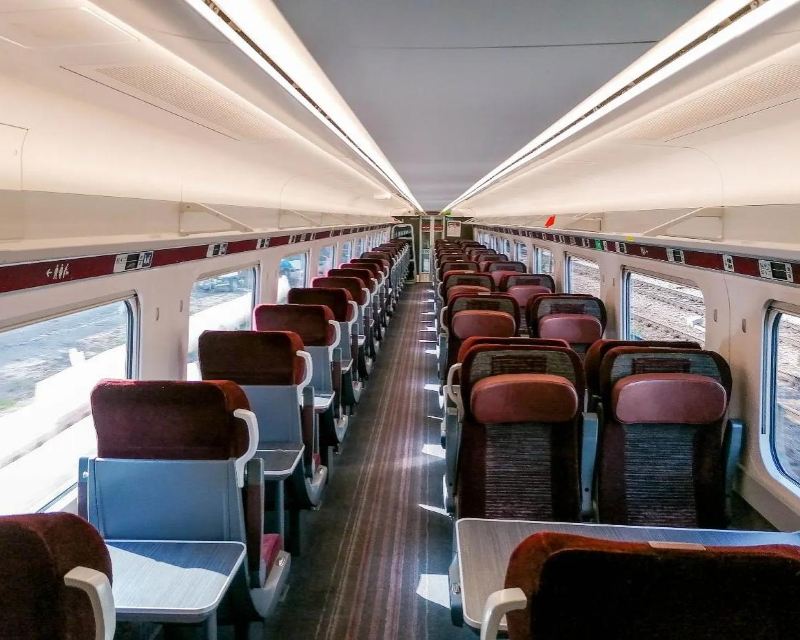 Do you need to reserve seats on UK trains?