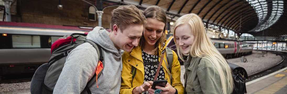 <a href="/trains/guide/travel-with-large-groups/" target="_blank" rel="noopener noreferrer">Group travel deals</a>