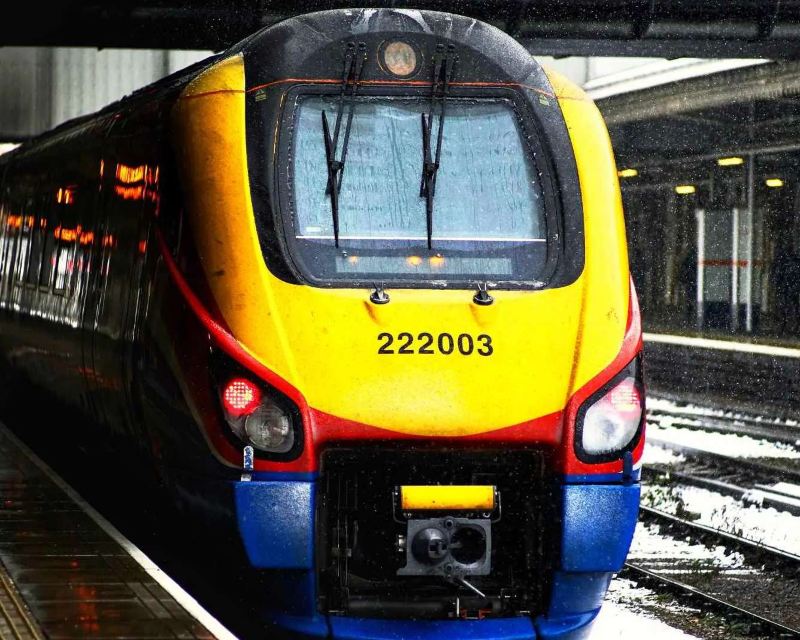 EMR Season Ticket: Unlock cheaper, unlimited travel